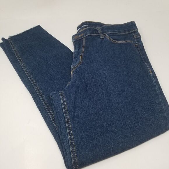 Old Navy Siper Skinny Mid Rise Raw Hem Jean. Size 10. - Picture 6 of 16